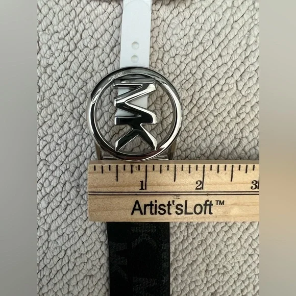 MICHAEL Michael Kors Women’s Reversible Belt | Color: Black and Gray | Size: M - Picture 8 of 12